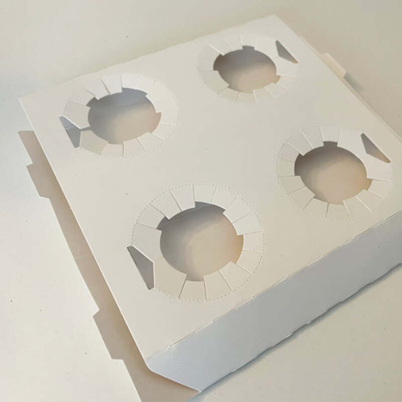cake box with handle